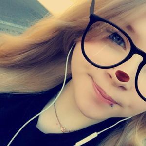 Meet your Posher, Kaylee